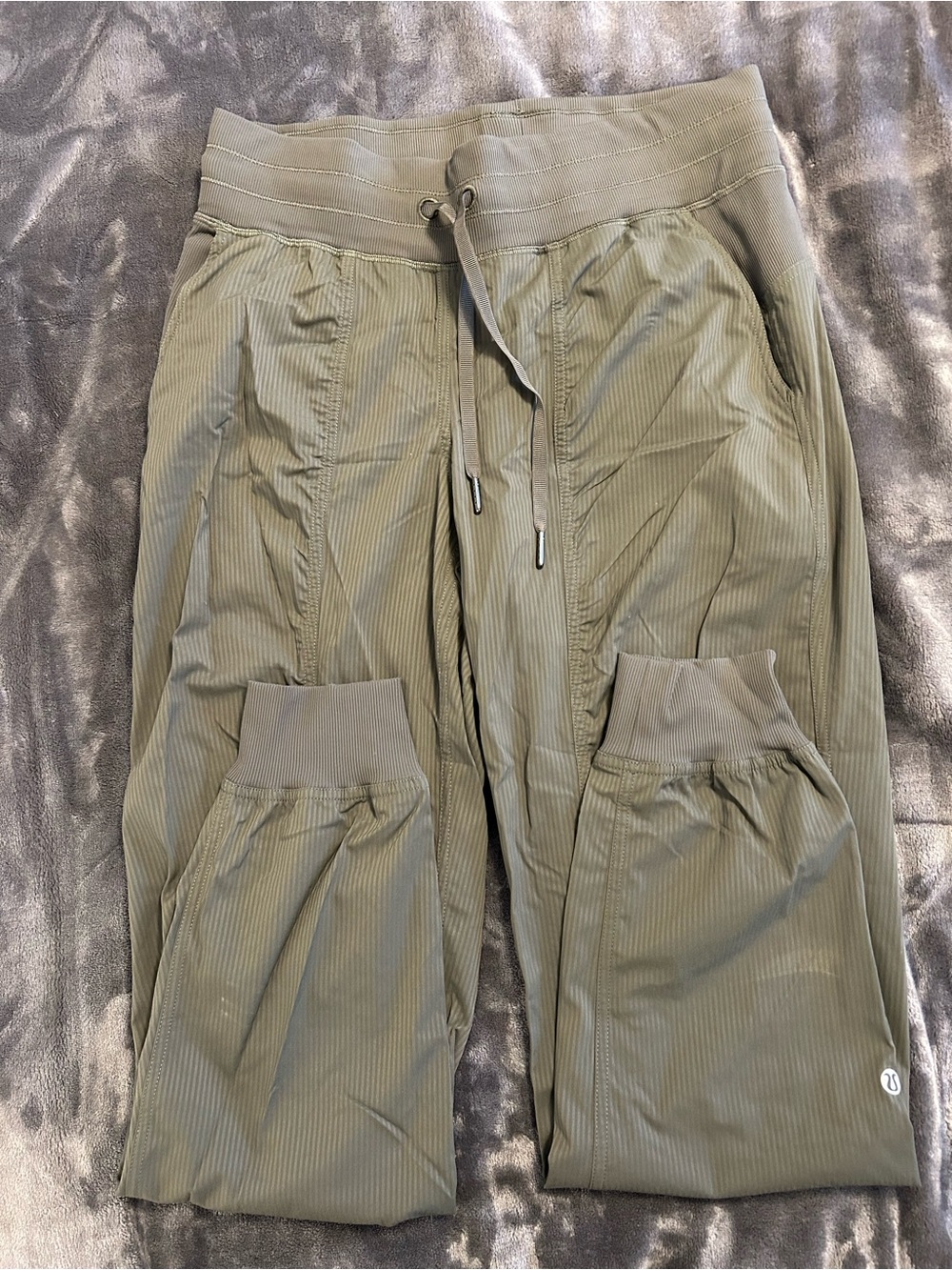 Lululemon Green Studio Pants size 6